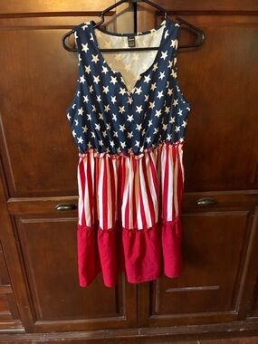 SHEIN Blue, White & Red Sleeveless Star-Stripe Minion Dress in